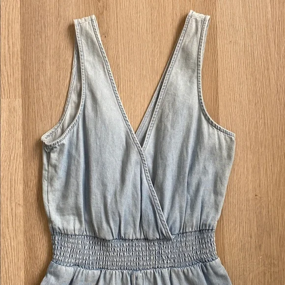 American Eagle Denim Romper | Ruffle Hem Smocked Waist Chambray Mini Romper XS - Picture 6 of 13